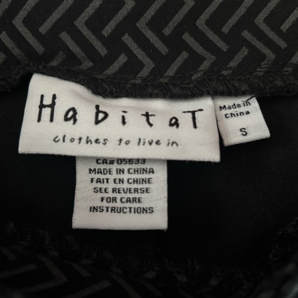 Habitat Pull-On Geometric  BlackAnkle Pants size Small - Picture 3 of 3